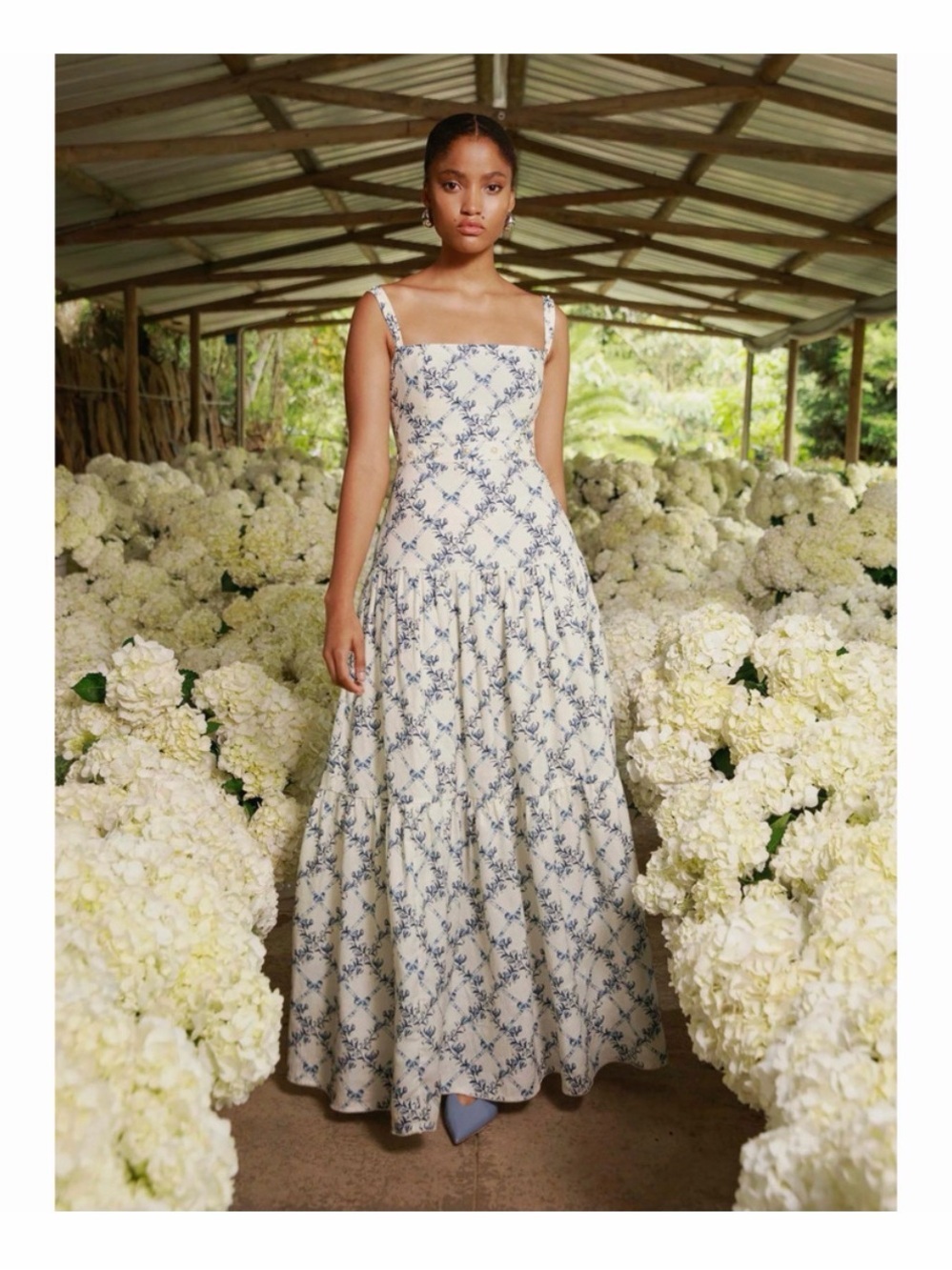 Agua by Agua Bendita Lima Gloriosa Maxi Dress
Size M